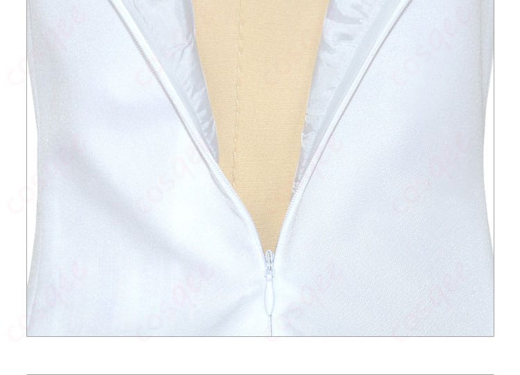 リーリエのコスプレ衣装の背面のファスナーのディテール画像。丈夫で使いやすいファスナー。