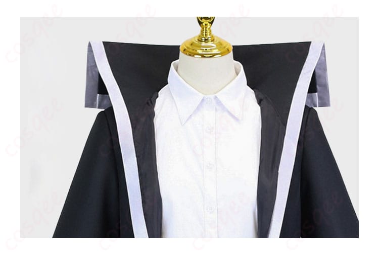 ノボリ コスプレ衣装 正面領口のディテール。美しい刺繍と精緻な仕上げ。