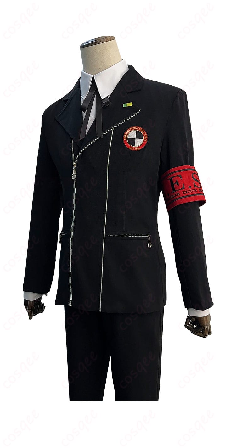 結城理 コスプレ衣装の側面図。衣装のラインやフィット感が確認でき、魅力的なデザインが際立ちます。