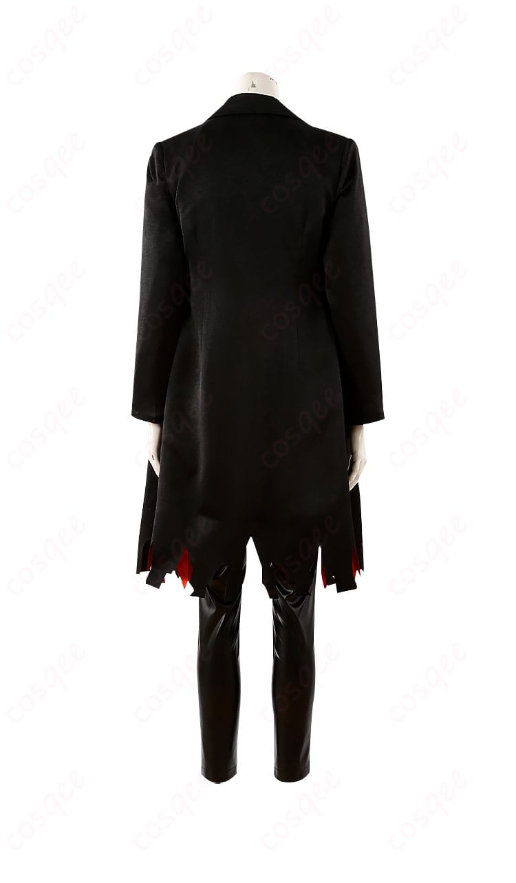 FGO テスカトリポカ(ポカニキ) コスプレ衣装 喫煙姿の背面画像。背中のデザインが詳細に再現されています。イベントで目を引くこと間違いなし!