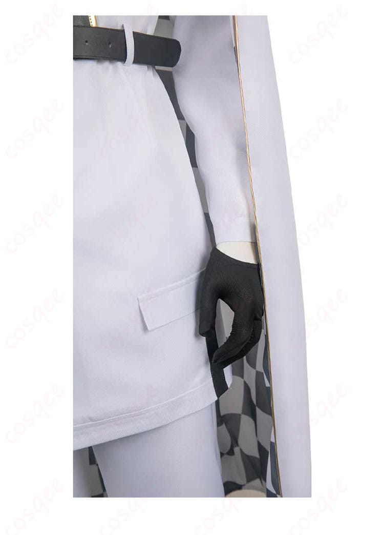 衣袖と手袋の装飾、コスプレのディテールにこだわりを見せる一部。