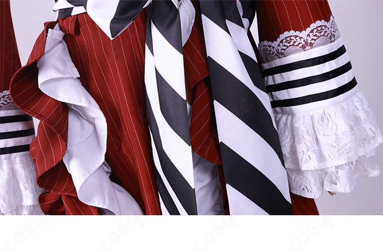 シエル・ファントムハイヴ コスプレ衣装 腰部と衣袖の装飾詳細。精緻な仕立てが光る衣装のポイント。