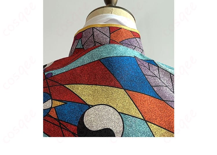 黒川イザナ衣装の背面装飾ディテール、細かい部分まで再現