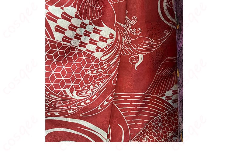 黒川イザナ衣装の装飾ディテール、全体的なデザインに調和