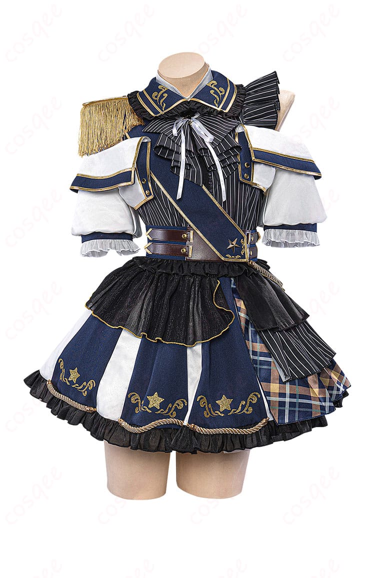 有馬かなのコスプレ衣装の正面ビュー。ディテール豊かなデザインが特徴。