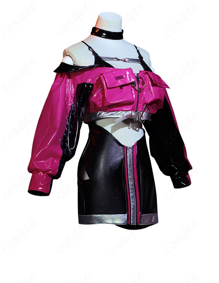 無期迷途 ニノ コスプレ衣装 側面の写真。細部までこだわったデザインが特徴。