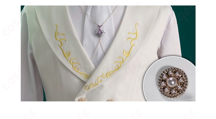 ホムラ コスプレ衣装 衿とボタン装飾 - 丁寧に仕上げられた襟部分。