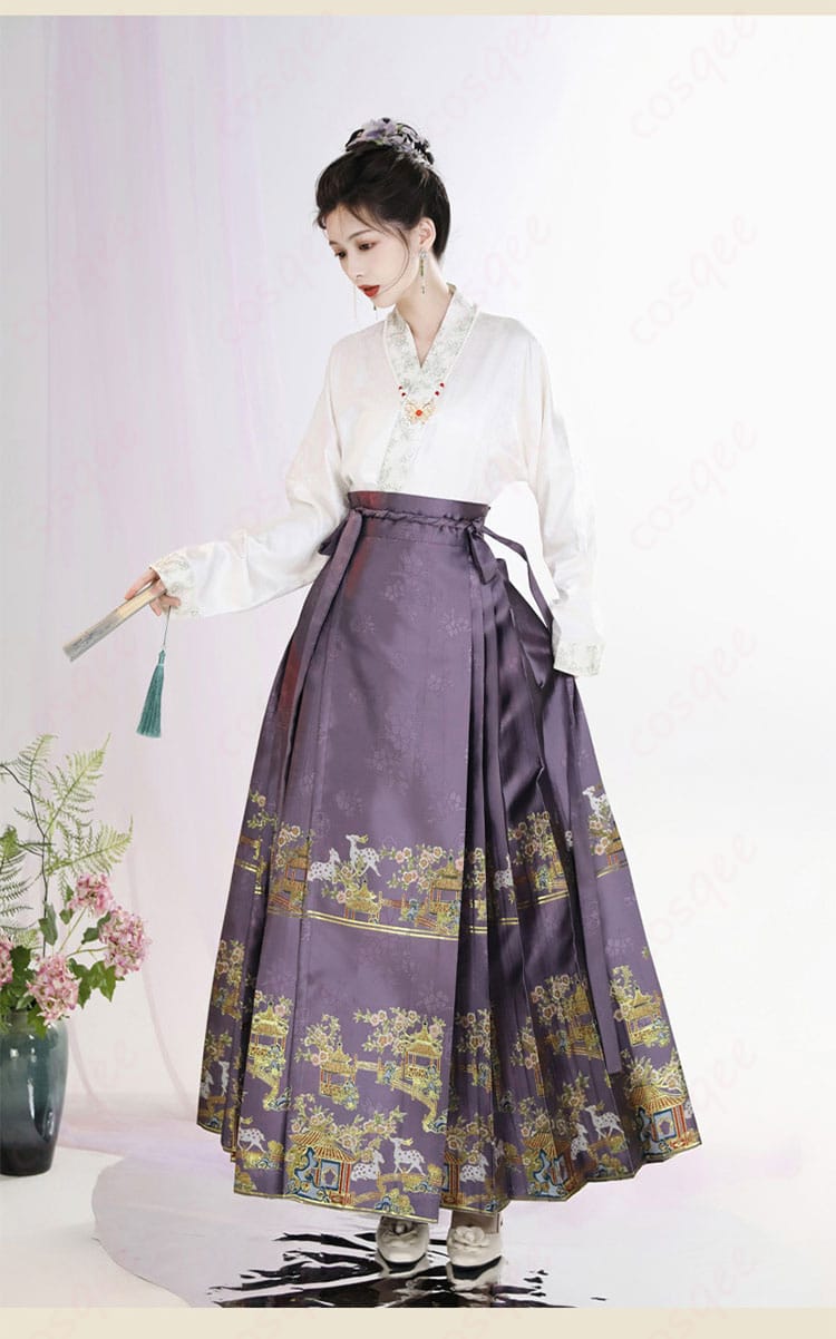 中華風紫色スカートのディテール。刺繍と装飾が施された美しいデザイン。