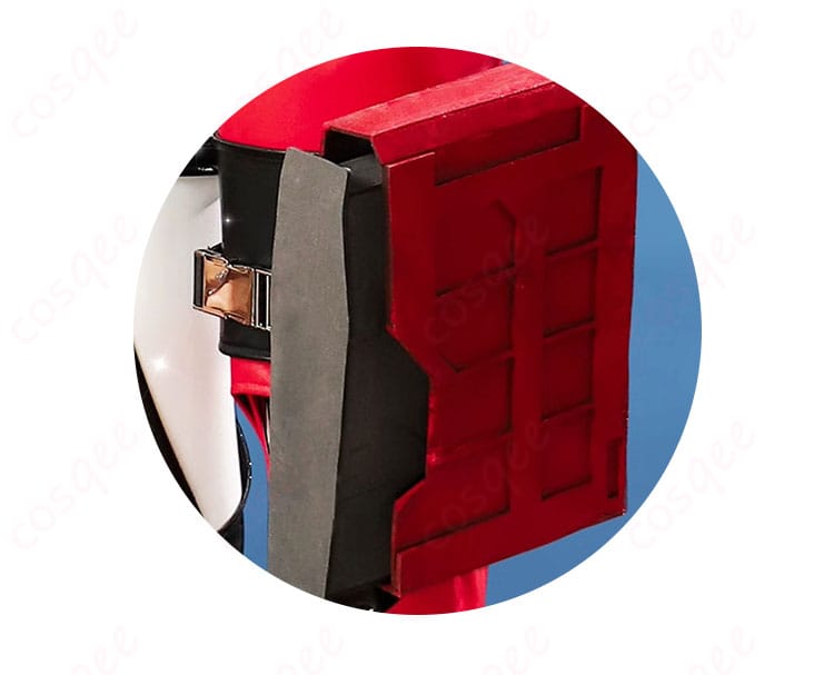 レッドフード コスプレ衣装 脚部装飾のディテール コスプレ衣装の精密なデザインが引き立ちます。