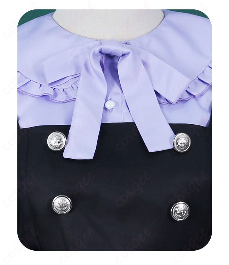 小鳥遊六花のゴシック服コスプレ衣装の衣領装飾のアップ画像。エレガントで細かい刺繍が特徴的。