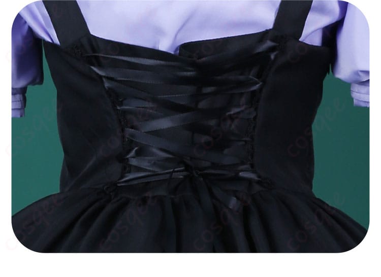 小鳥遊六花のコスプレ衣装の腰封装飾の詳細画像。上品なデザインがキャラクターの魅力を引き立てます。