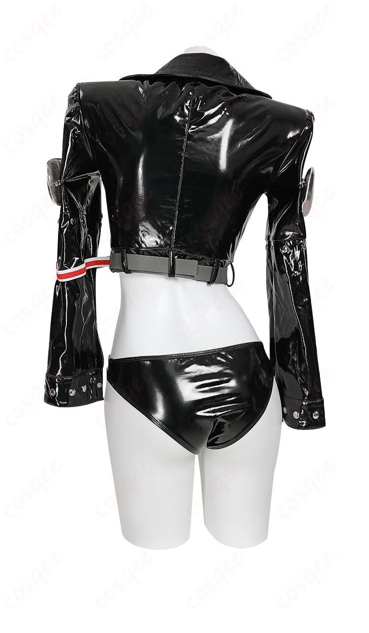 ニコ・ロビン コスプレ衣装の背面。細部までこだわったデザインが特徴。