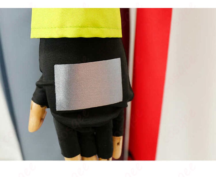 カミル コスプレ衣装 手袋装飾細部 - 手袋の装飾がキャラクターの個性を引き立てる、イベントにぴったり