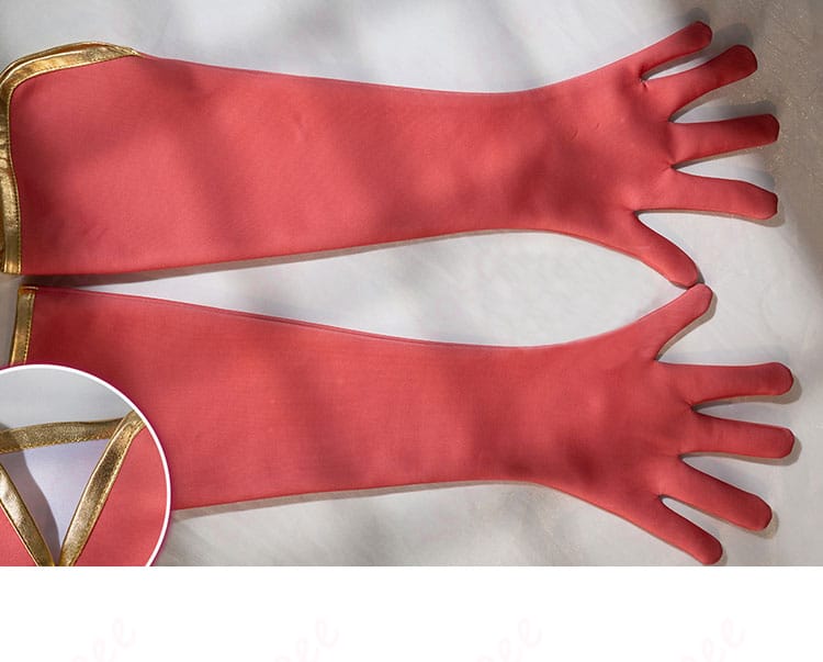 コスプレ衣装の手袋部分のディテール。細かなデザインと質感が感じられます。