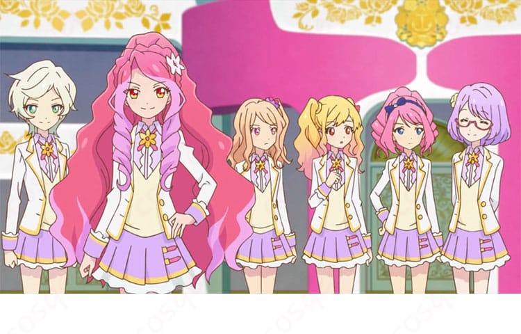 アイカツスターズ! エルザ フォルテ コスプレ衣装のキャラクター着用イメージ。忠実再現された制服デザイン。