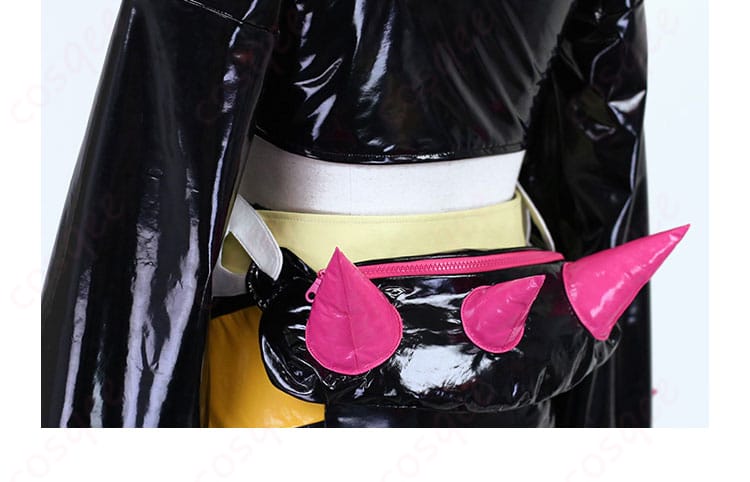 サンゴ コスプレ衣装の腰周りの装飾。腰ベルトや装飾が美しく調和しています。