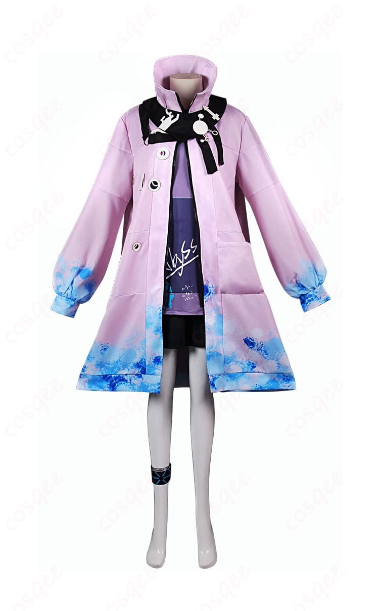 アークナイツ キララ コスプレ衣装の正面図。高い再現度で、キャラクターの特徴を忠実に表現しています。