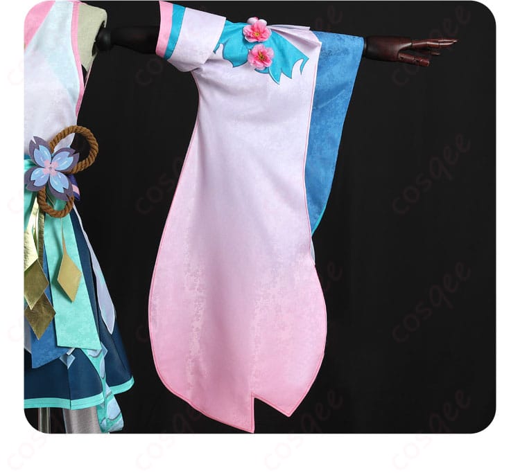 初音ミクコスプレ衣装の袖部分、精緻な仕立て。