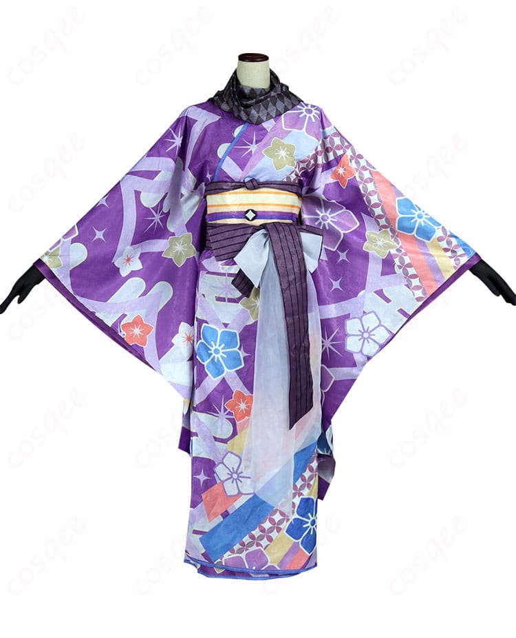 正面から見た暁美ほむらの晴着コスプレ衣装。美しいデザインと精巧な作り。