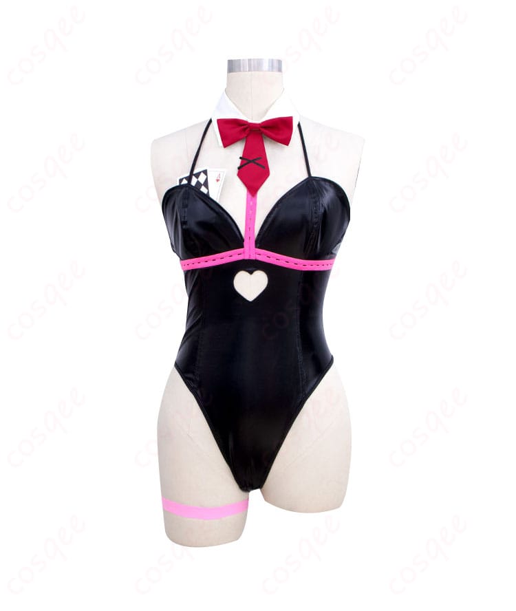 初音ミク「ラビットホール」コスプレ衣装の正面画像。完璧な再現度で、目を引くデザインです。