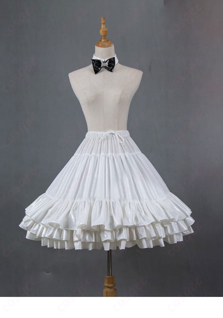 ココアのコスプレ衣装のスカート前面の詳細。フリルとボリューム感が魅力的。