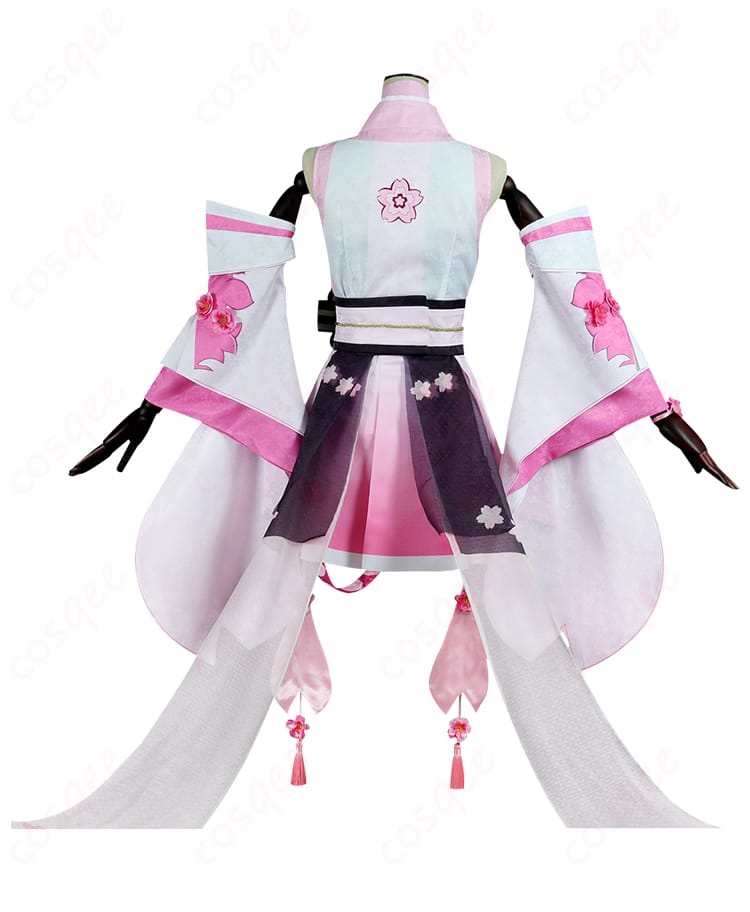 桜ミクコスプレ衣装の背面画像。背中の装飾とラインが美しく表現されています。