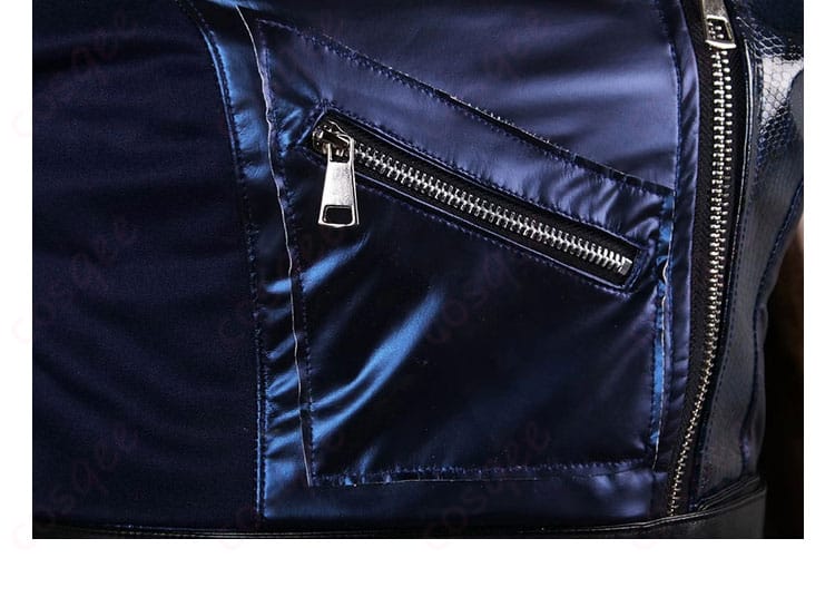 マル・バーサのコスプレ衣装の前面小斜袋のディテール、機能性も兼ね備えています。