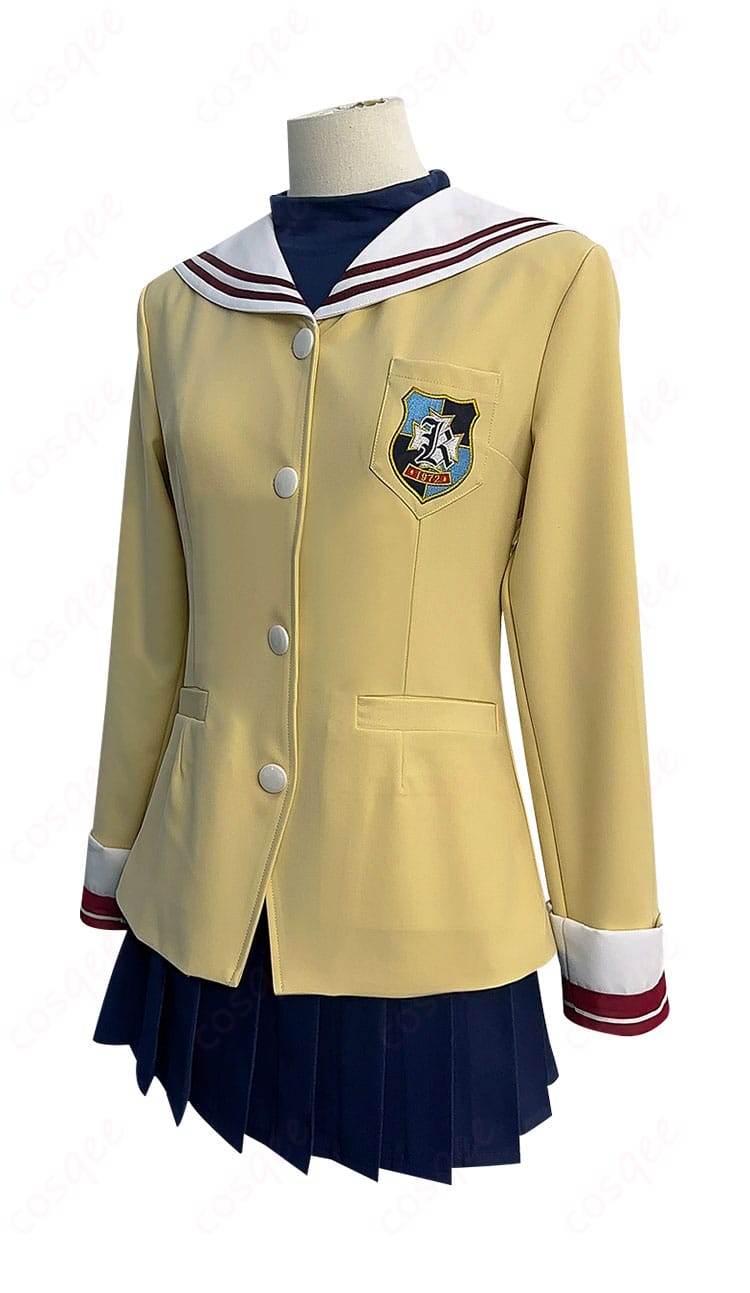 古河渚 コスプレ衣装の左側からのビュー