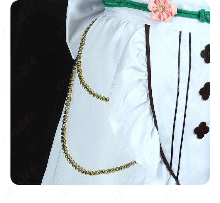 襟部分の珠子装飾、豪華なアクセントが特徴。