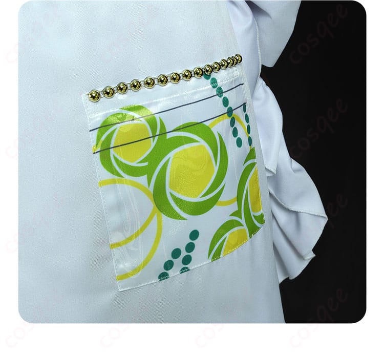 腰のポケットの装飾、実用性と美しさが調和しています。