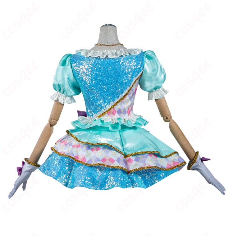 アイカツスターズ!白鳥ひめ コスプレ衣装の背面画像。背中のデザインやディテールまで丁寧に再現されています。