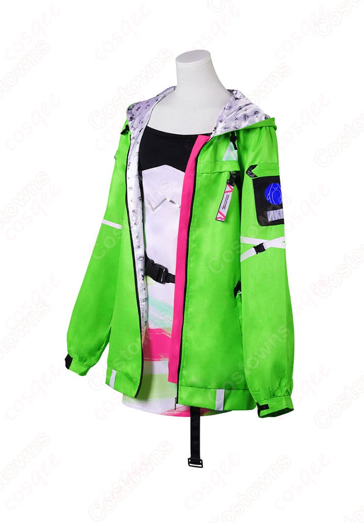 アキ・ローゼンタール コスプレ衣装、サイドビュー、ゲーミング私服