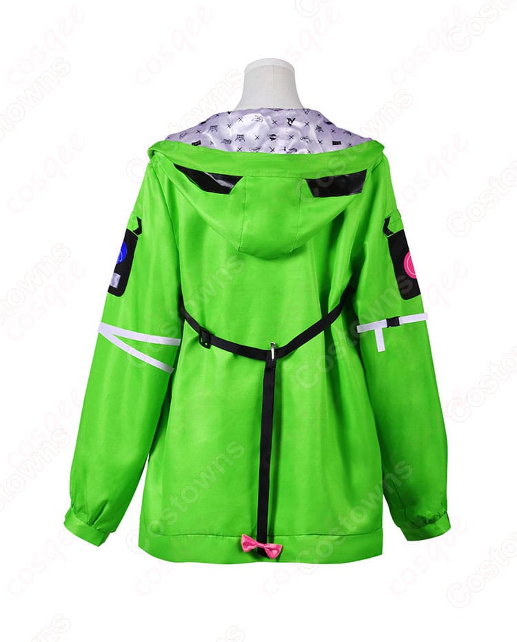 アキ・ローゼンタール コスプレ衣装の背面、ホロライブ コスプレ