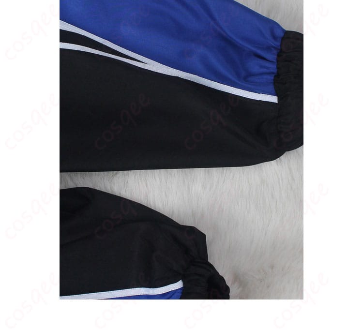 コスプレ衣装のパンツ部分のディテール画像。しっかりとした素材感が伝わります。