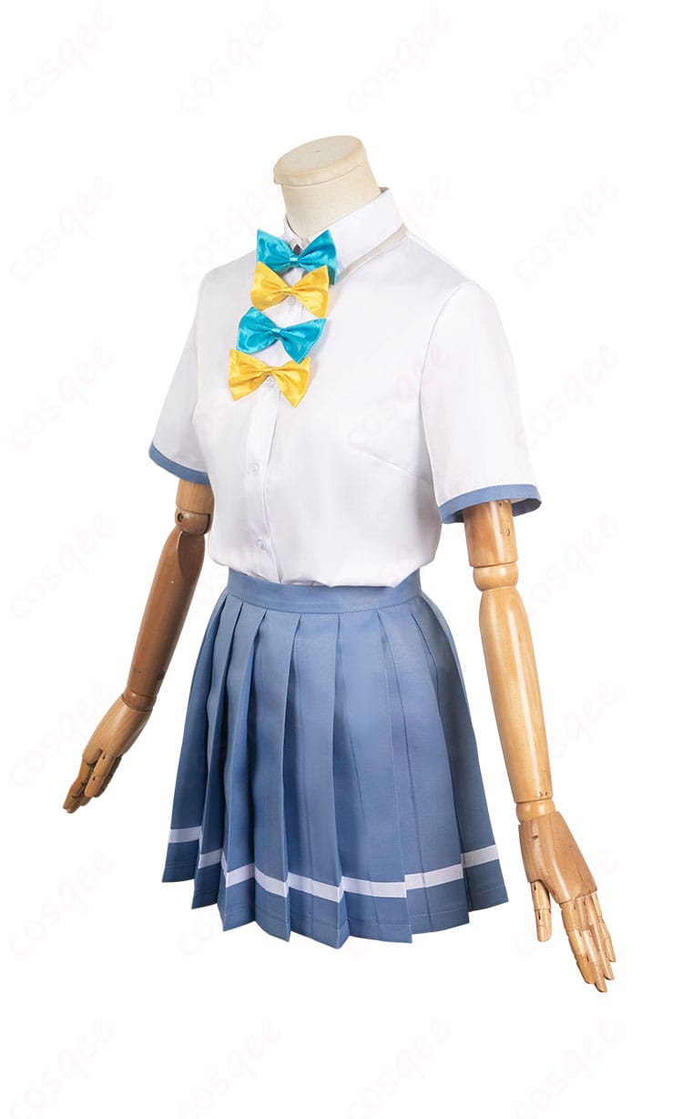 商品の側面から見たデザイン。コスプレ衣装の詳細なシルエットを確認できます。