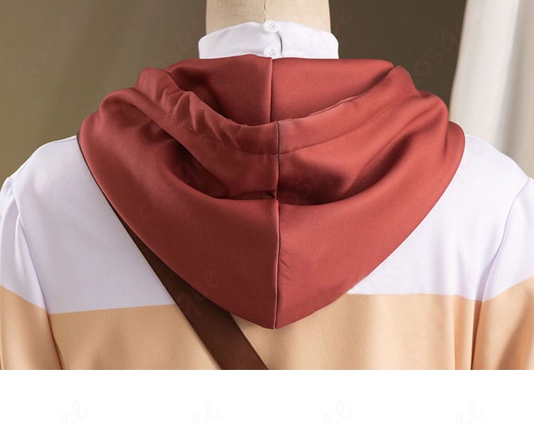 ポストマンコスプレ衣装の背面の衣冒（帽子）の詳細画像。キャラクター感満載。