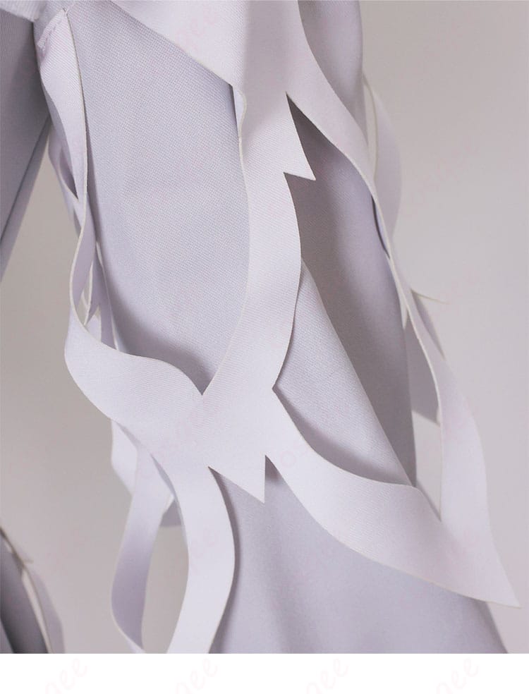 「ダリア」コスプレ衣装の衣袖装飾ディテール – 細部までこだわりの仕上げ