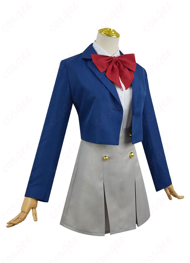 阿古屋真珠のコスプレ衣装右側面。スカートとジャケットのディテールが美しく表現されている。