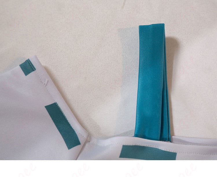 コスプレ衣装の肩紐部分。ディテールにこだわったデザイン。