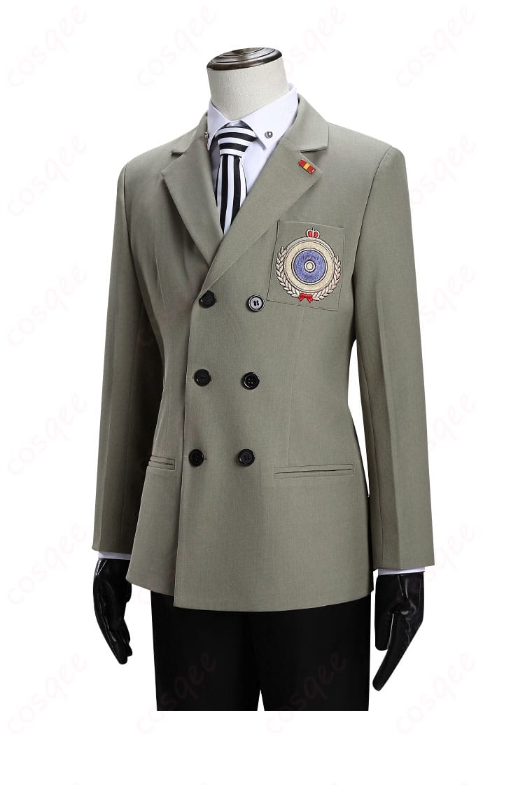 ペルソナ5 明智吾郎 コスプレ衣装 左側面の画像。細部まで忠実に再現された制服が特徴です。