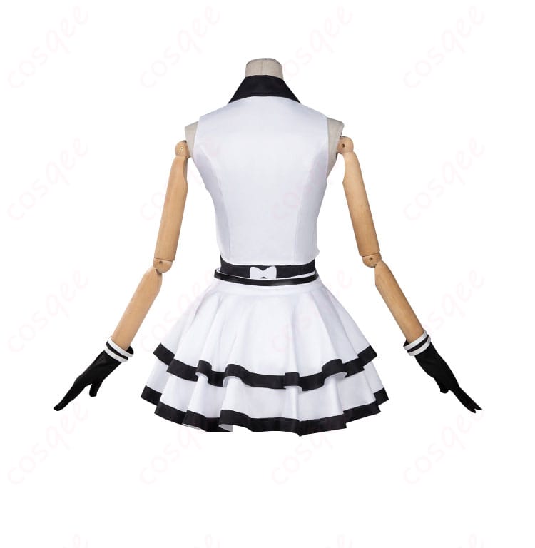 プリティーリズム・オーロラドリーム 高峰みおん コスプレ衣装 背面からの画像、衣装の細部が忠実に再現されています