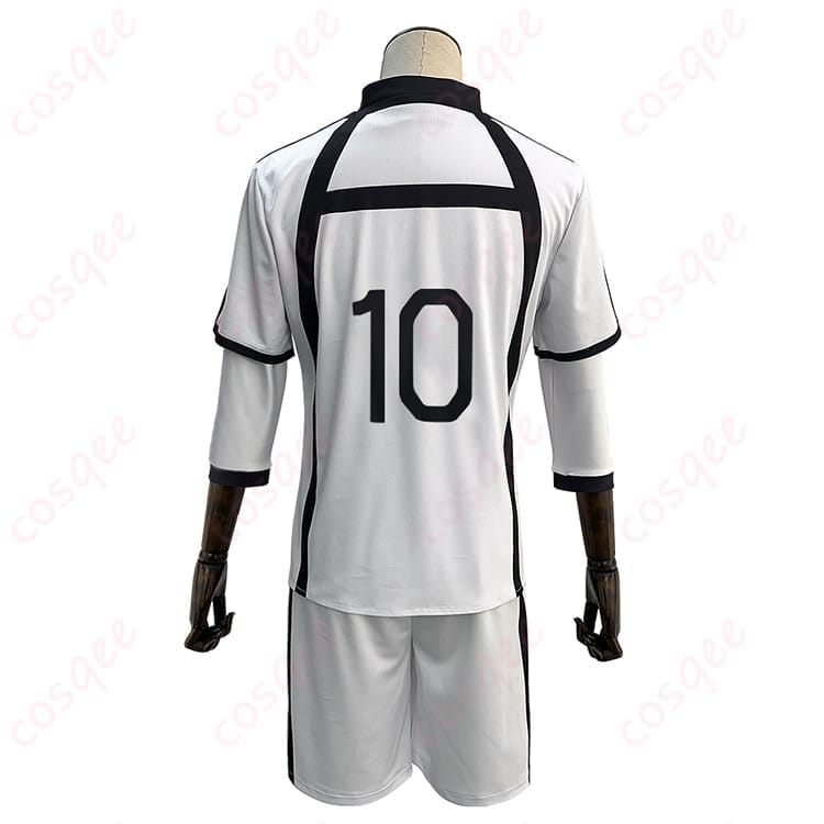 ブルーロック 御影玲王の白宝高校ユニフォーム風コスプレで試合感を纏う - 2枚目の画像