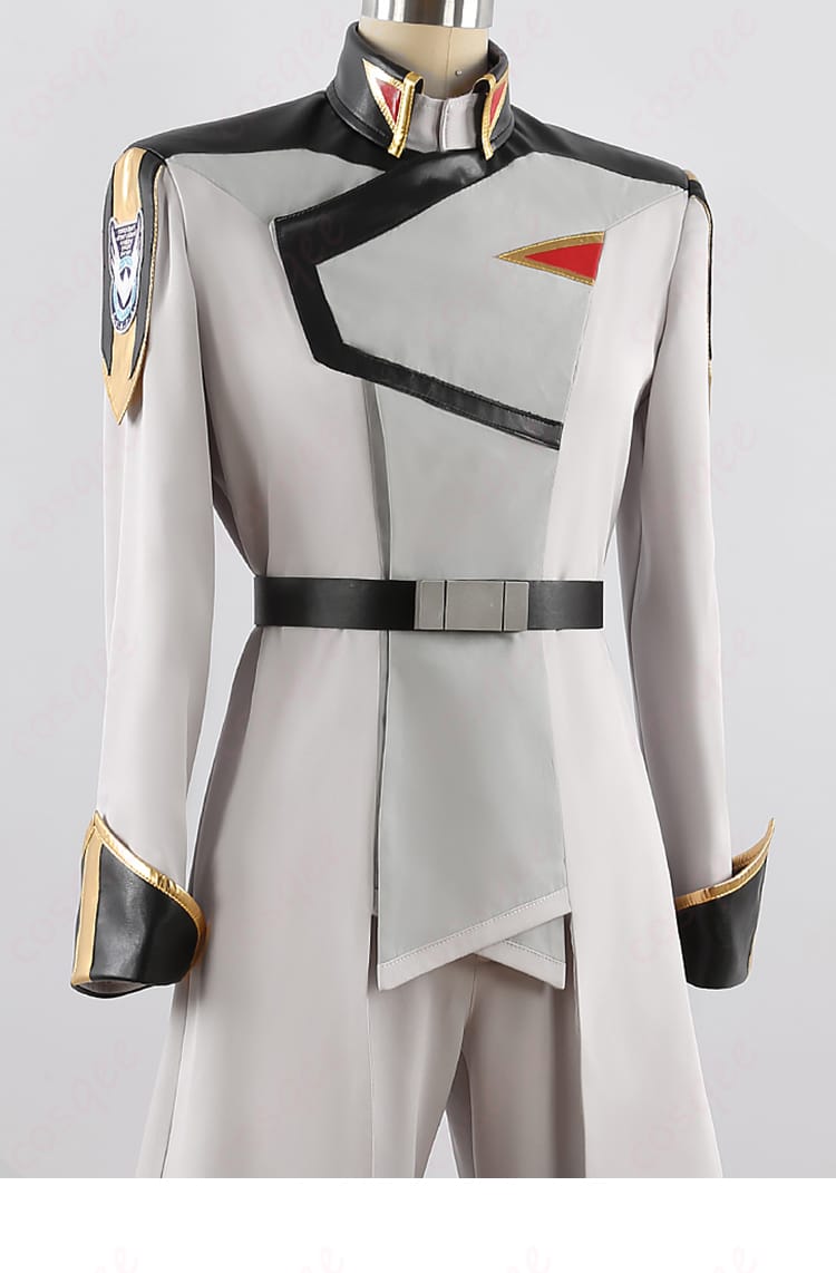 キラ・ヤマト コスプレ衣装 准将服(劇場版)の装飾ディテール画像。刺繍や徽章などの細かい部分を鮮明に再現。