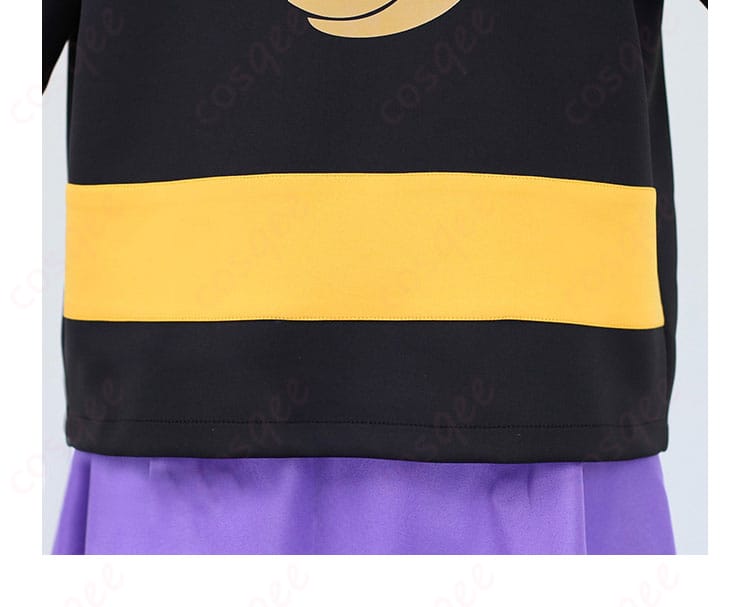 ポケモンSV カキツバタ コスプレ衣装 外套背面の衣裾細部 - 完璧な仕上がり