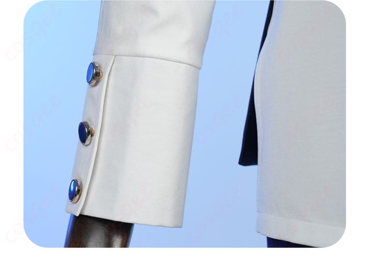 氷鷹北斗 コスプレ衣装 袖口の装飾。丁寧に仕上げられた袖口のデザイン。