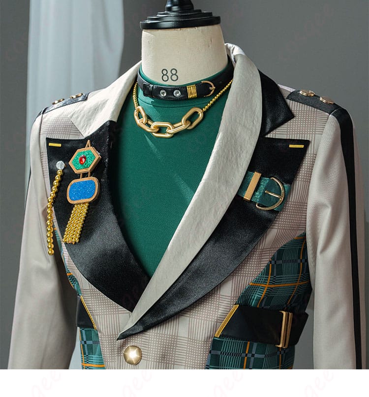 服装の襟ディテール | 蓮巳敬人 コスプレ衣装 フィーチャースカウト MV衣装