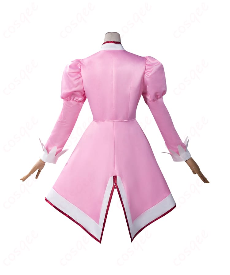 ふたご姫ファインコスプレ衣装の背面写真。背面のデザインと装飾の詳細。