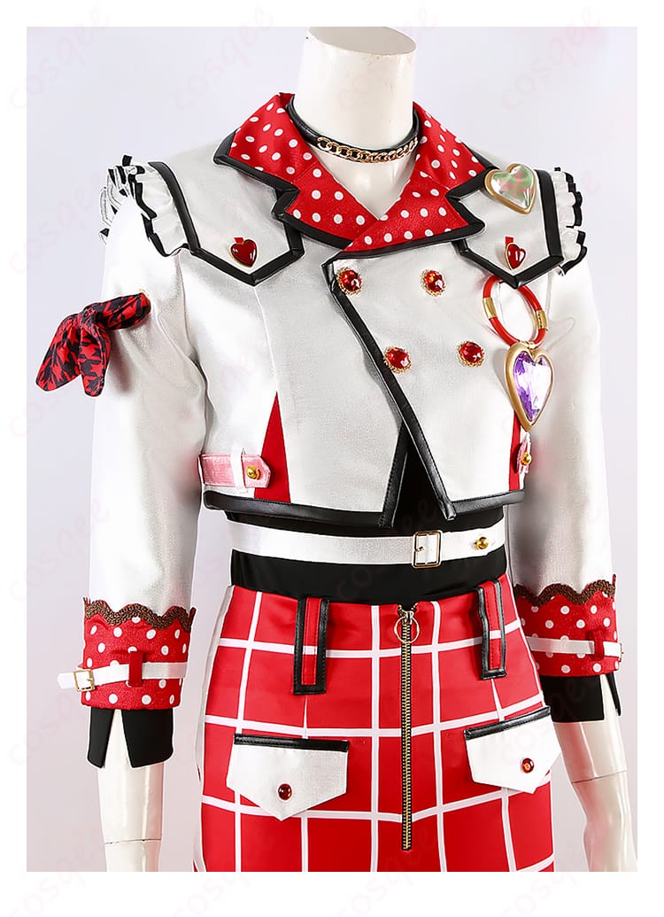 鳴上嵐・漣ジュン・南雲鉄虎・HiMERUのコスプレ衣装の装飾細部。精密な刺繍やデザイン、品質の高さが感じられます。