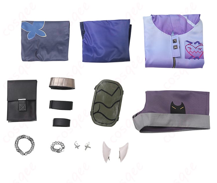 コスプレ衣装セット内容の展示。セットの全アイテムを確認できます。