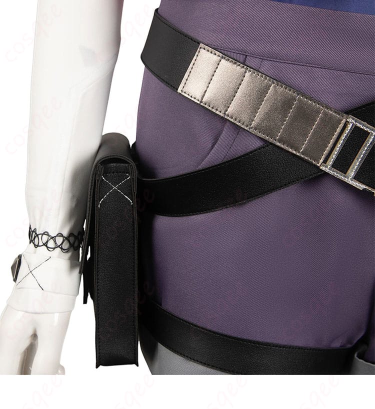 クローヴ コスプレ衣装 腰のポーチ部分。実用的で、デザインも完璧。